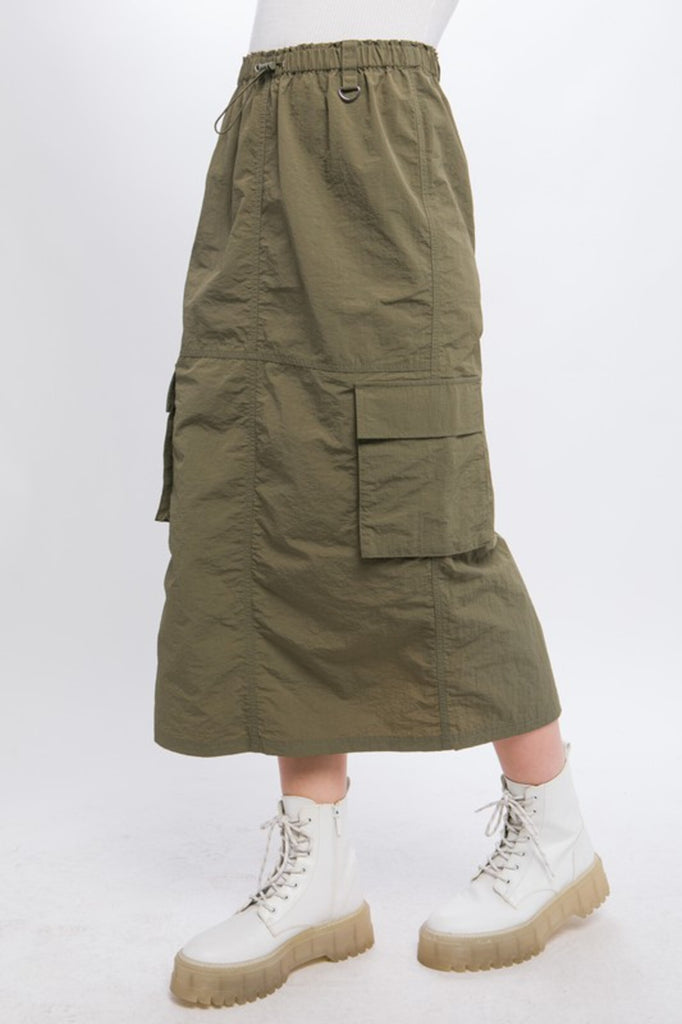 Women's Cargo Skirt With Side Pocket Detail And Rear Slit - FashionJOA
